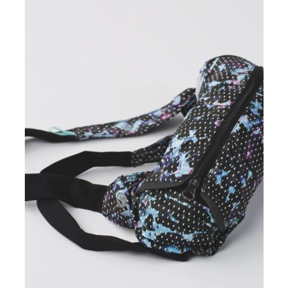 LULULEMON Back Pack It Jacket Floral Sport Tranquil Blue Multi Sz 10 {P32} - Picture 5 of 9